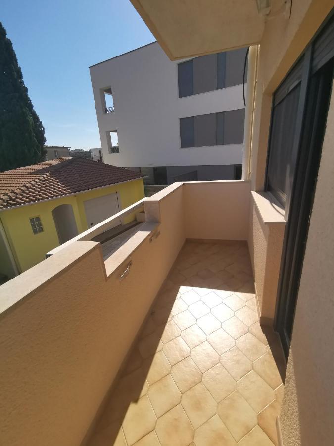Apartment Pineta With Terrace & Park Wood View Pula Exteriér fotografie